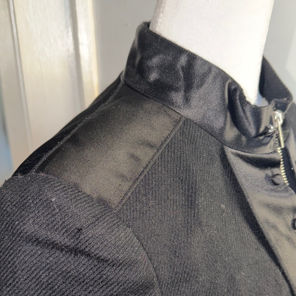 BCBGMaxAzria 100% Wool Black Satin-Accented Women's Blazer - Picture 5 of 11